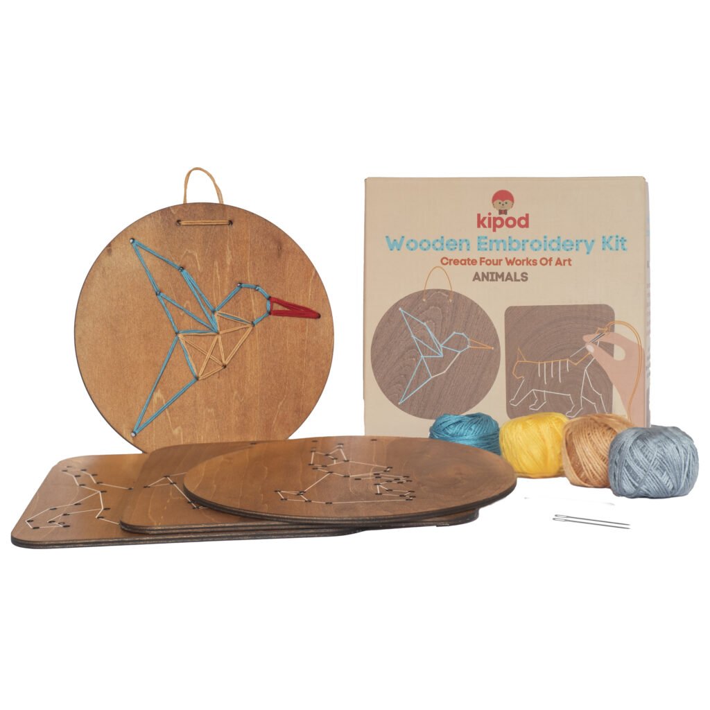 רקמה על עץ | חיות